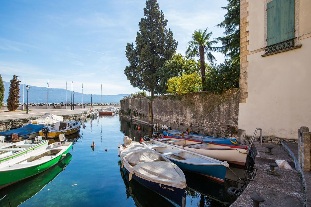 Il Batti Apartment Water Front And Private Beach Toscolano-Maderno Exterior foto